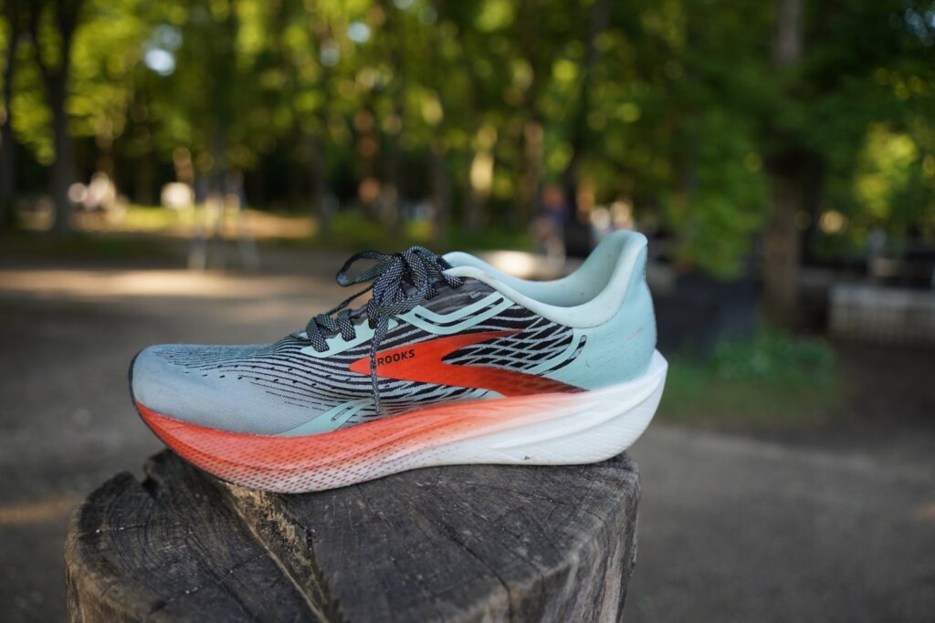 オンラインストア-通販 BROOKS HyperionMax 27cm ブルックス